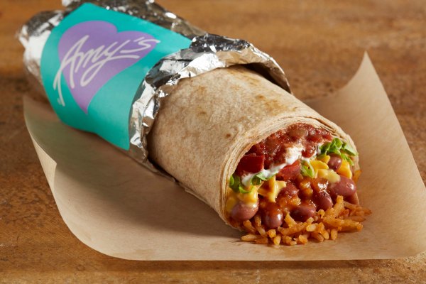 Weekly News Roundup – VBurger Opens in NYC's Union Square