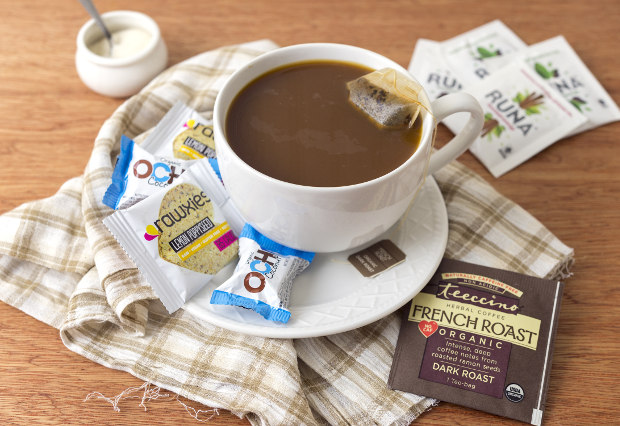 Vegan Cuts Releases Tea Box Filled With Surprise Vegan Snacks And More Than 40 Samples of Tea