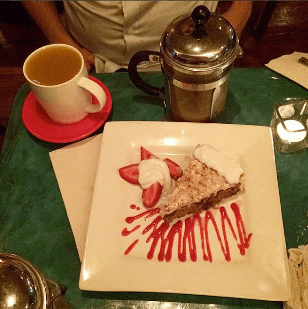 12 Favorite American Meal Foods, Snacks and Desserts You Still Can Eat on a Vegan Diet