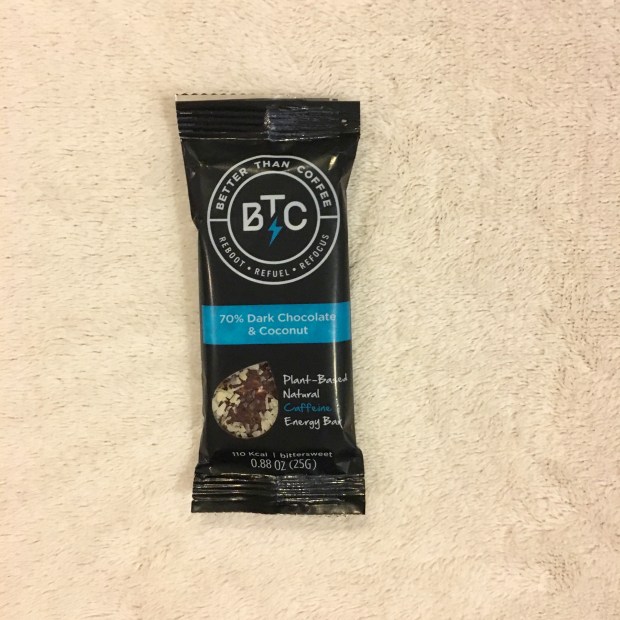 Unboxing the July 2017 Vegan Cuts Snack Box – Sea Salt & Vinegar Pipcorn, D's Naturals Chocolate Fudge Brownie Protein Bar & More